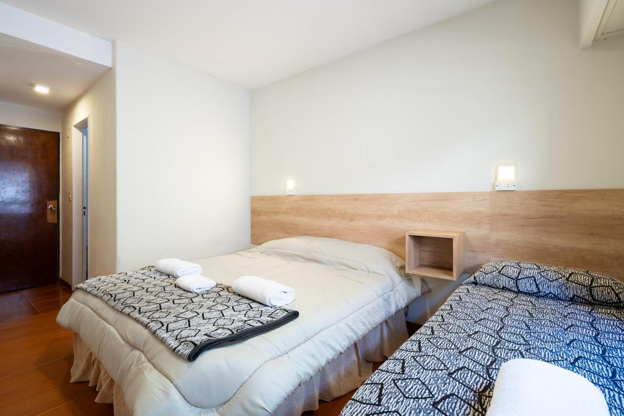 Tangoinn Hostel Downtown Сан-Карлос-де-Барілоче Екстер'єр фото