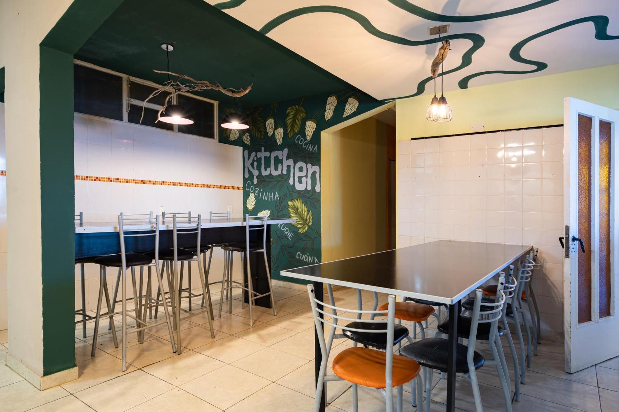 Tangoinn Hostel Downtown Сан-Карлос-де-Барілоче Екстер'єр фото